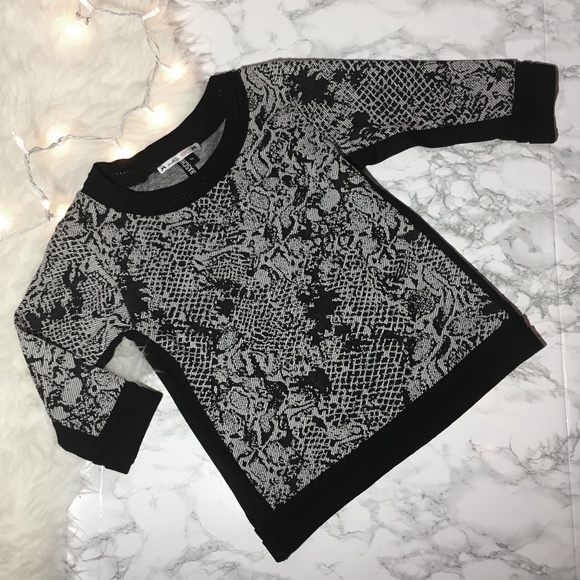 Yoana Baraschi cobra print black white knit top - Picture 3 of 8